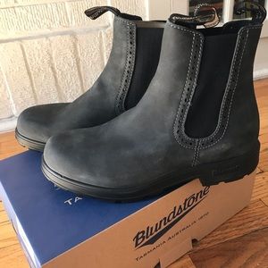 Blundstone high top boots